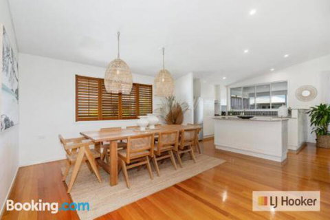 Casa Beach Abode - Dalby Accommodation 4