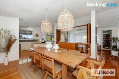 Casa Beach Abode - Dalby Accommodation 5
