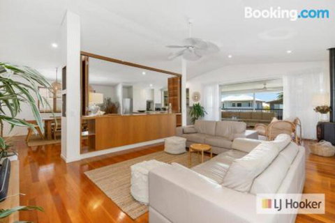 Casa Beach Abode - Dalby Accommodation 3