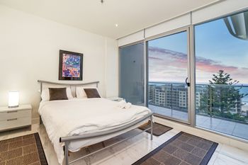 Penthouse Liberty Towers - Dalby Accommodation 2