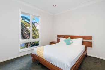 Spacious 4 Bedroom House The Hill - Dalby Accommodation 4