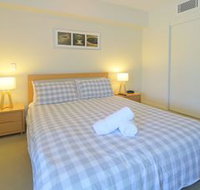 Drift North 2 Swim up Apartment - Dalby Accommodation