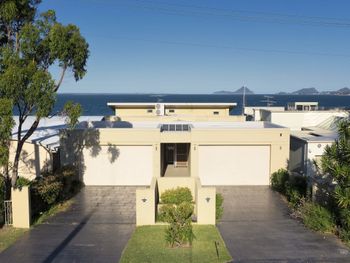 Soldiers Point Road 2 163 Seaside Splendour - Dalby Accommodation 6