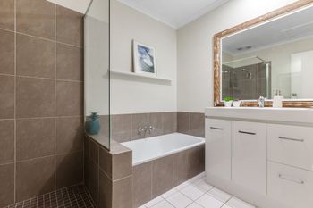 Roomerang At Binya Avenue - Dalby Accommodation 2