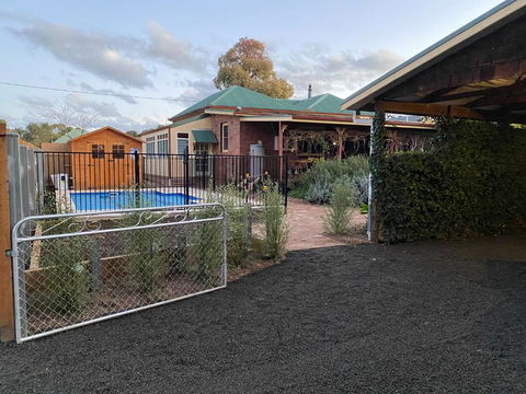 Avoca House Circa 1900 Gorgeous Federation Home - Dalby Accommodation 2