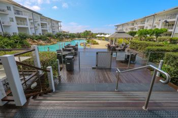 Resort Apartment On Salt Beach 6318 - Dalby Accommodation 6