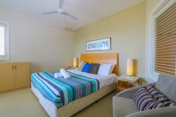 Resort Apartment On Salt Beach 6318 - Dalby Accommodation 3