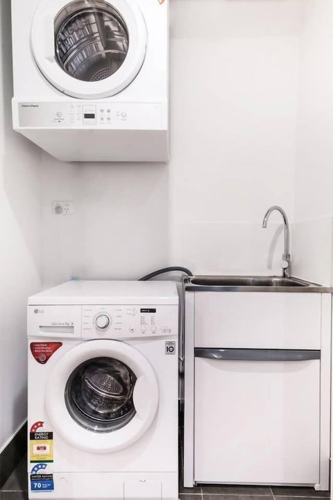 F03-darling Harbour 1 BDR APT - Dalby Accommodation 5