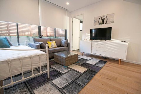 F03-darling Harbour 1 BDR APT - Dalby Accommodation 1