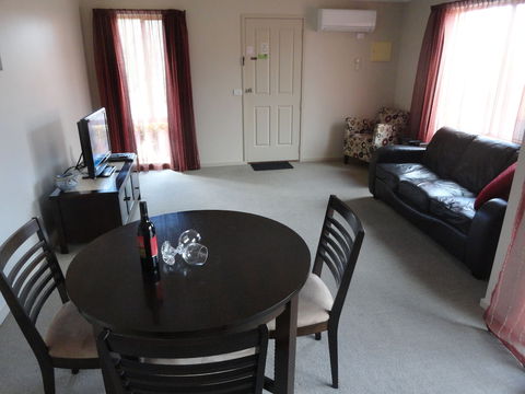 Victoria Lodge Motor Inn And Apartments - Dalby Accommodation 5