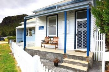 At The Beach Stanley - Dalby Accommodation 0