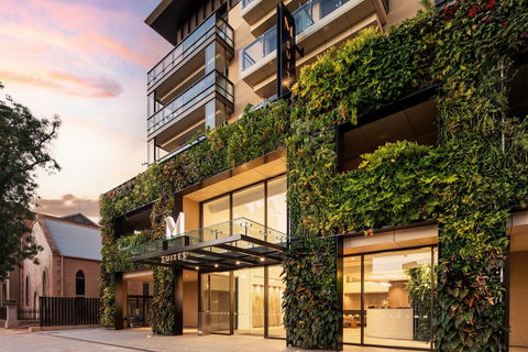 Majestic M Suites - Dalby Accommodation 0