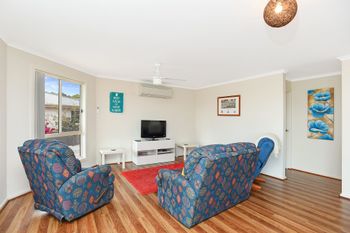 Serenity By The Sea - Dalby Accommodation 5
