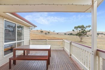 Serenity By The Sea - Dalby Accommodation 4