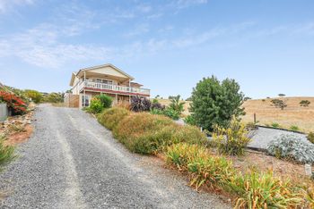 Serenity By The Sea - Dalby Accommodation 1