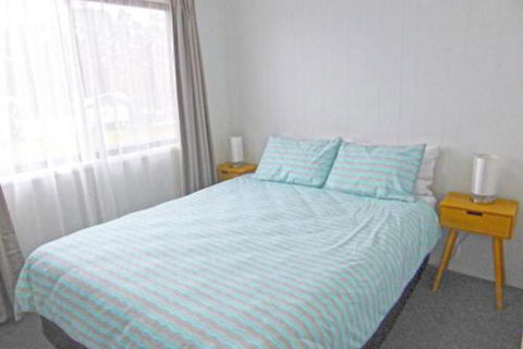 The Relax Shack At Culburra Beach Sleeps 7 - Dalby Accommodation 2