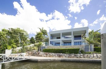 Gold Coast Luxury Waterfront House - Dalby Accommodation 0