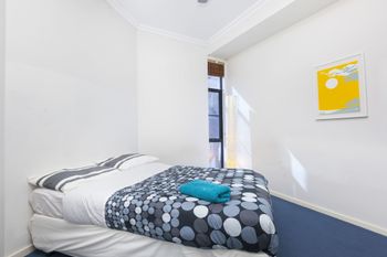 Stylish Inner City Apartment - Dalby Accommodation 6