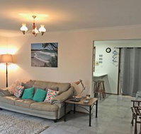 Narrawallee Escape - Dalby Accommodation