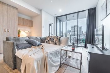 Executive Two Bedroom City Apartment With Views - Dalby Accommodation 2