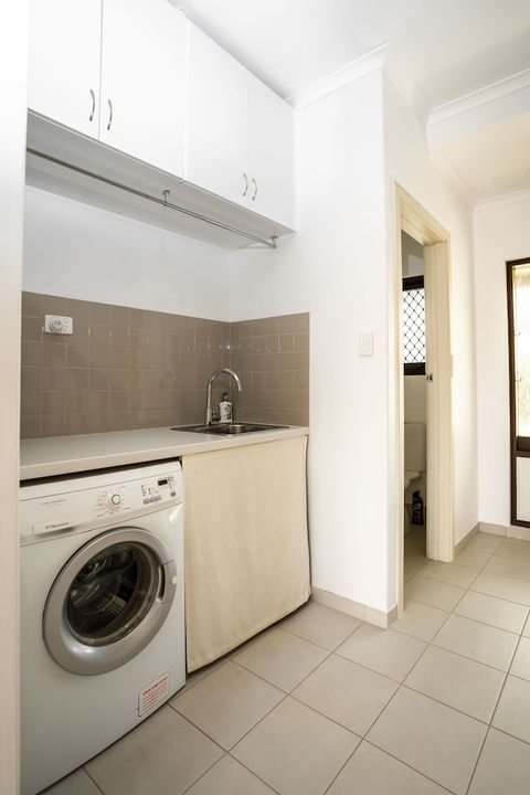 View One Three - Dalby Accommodation 4