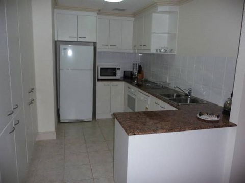 Absolute Luxury In The East End Of Adelaide Apartment - Dalby Accommodation 5