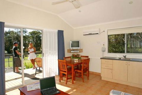 Port Stephens Koala Sanctuary - Dalby Accommodation 4