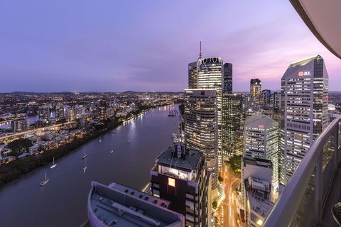 Oaks Aurora Tower - Dalby Accommodation 2
