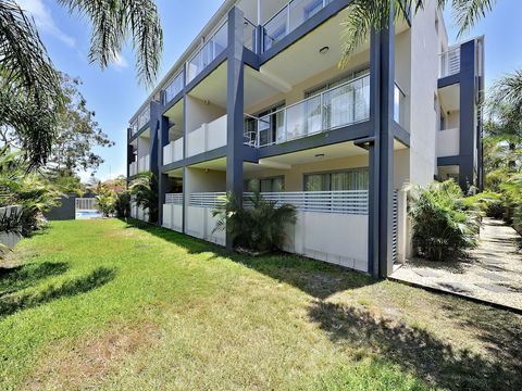 Shoal Bay Beachclub Apartments - Dalby Accommodation 4