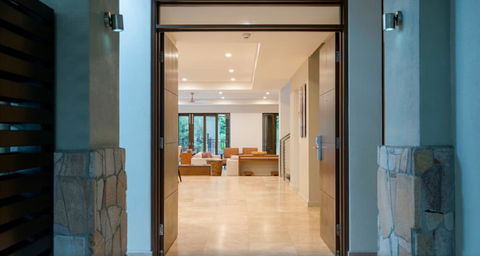 Sea Temple Port Douglas 3 Bedroom Luxury Villa - Dalby Accommodation 5