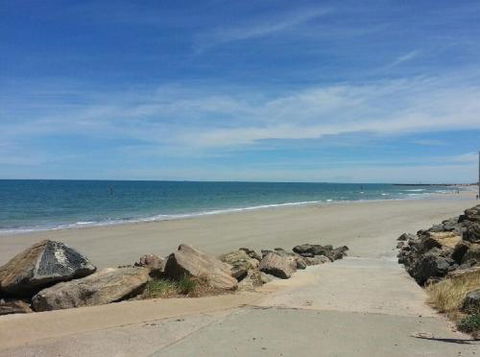 Acaill Accommodation Esplanade Living Self Check-In Self Check-Out - Dalby Accommodation 5