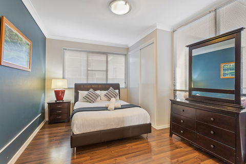 Villa De Marseilles - Melbourne - Dalby Accommodation 6