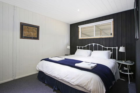 Feathertop Views And Dorm - Dalby Accommodation 5