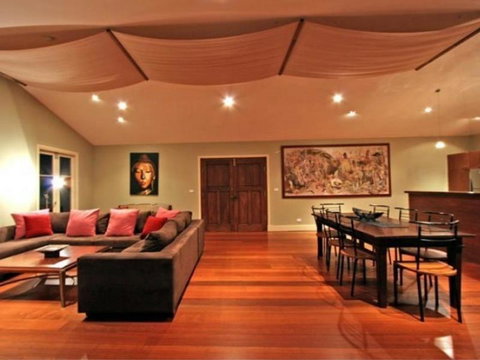 Laanecoorie Holiday House - Dalby Accommodation 5