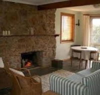 Mistover Cottage - Dalby Accommodation