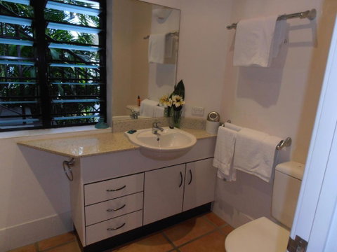Floriana Villas - Dalby Accommodation 6