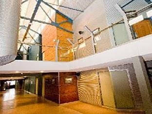 Global Backpackers Central - Dalby Accommodation 1