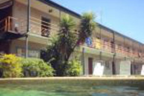 Lazy Duck Hostel - Dalby Accommodation 0