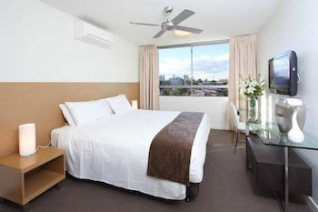 P A Apartments - Dalby Accommodation 5