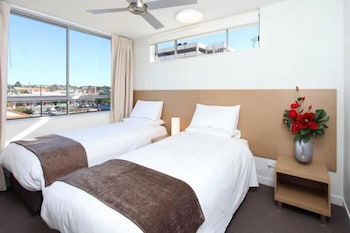 P A Apartments - Dalby Accommodation 4