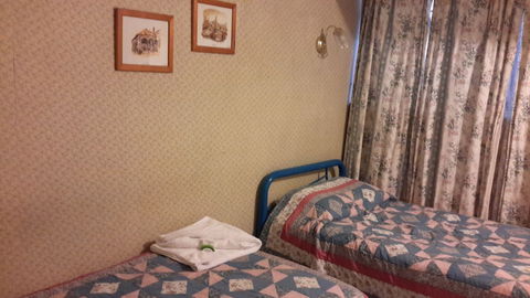 Annies Shandon Inn - Dalby Accommodation 2