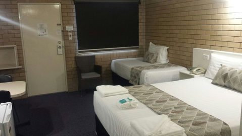 Chermside Motor Inn - Dalby Accommodation 6