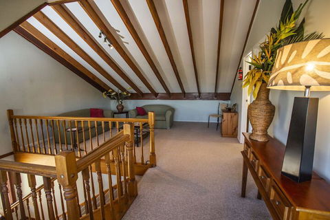 Ainslie Manor B&B - Dalby Accommodation 4