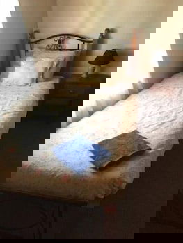 A Settler's Cottage - Dalby Accommodation 4