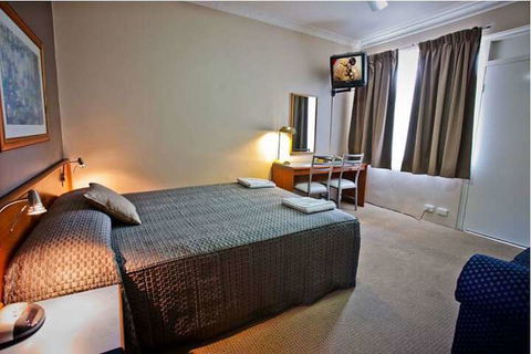 Abbotsleigh Motor Inn - Dalby Accommodation 4