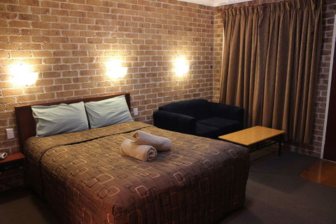 Acacia Motor Inn Armidale - Dalby Accommodation 4