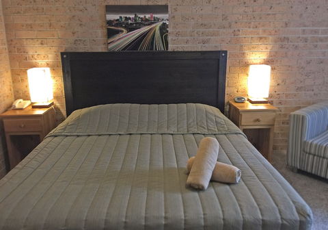 White Lanterns Motel - Dalby Accommodation 6