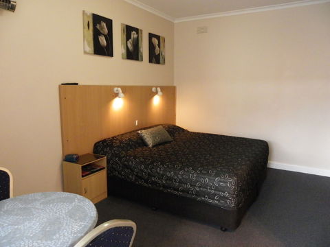 Albury Clifton Motel - Dalby Accommodation 2