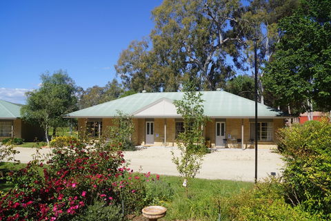 All Seasons Mansfield - Dalby Accommodation 2