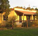 Dees Villa Bed  Breakfast - Dalby Accommodation